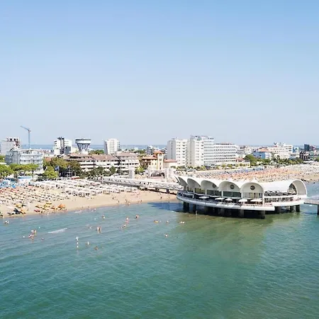 Villaggio Laura Apartment Lignano Sabbiadoro